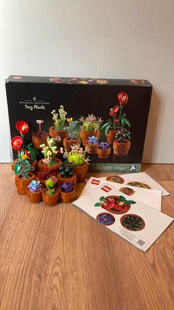 Lego 10329 Tiny plants beschikbaar voor biedingen