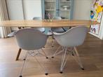 Vitra Eames 2 DAR & 2 DSR licht grijze stoelen (replica), Huis en Inrichting, Stoelen, Grijs, Vier, Zo goed als nieuw, Ophalen