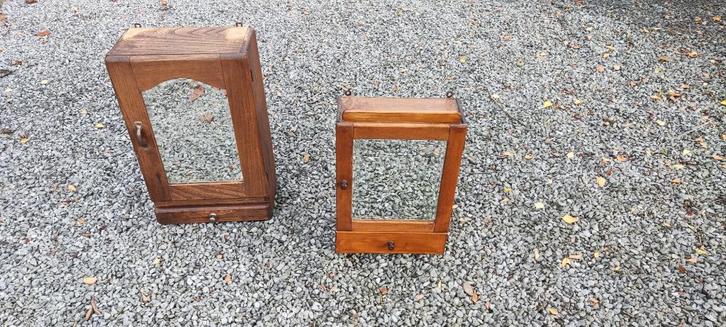 Vintage ophang kastjes met spiegel, Huis en Inrichting, Woonaccessoires | Spiegels, Gebruikt, Minder dan 50 cm, Minder dan 100 cm