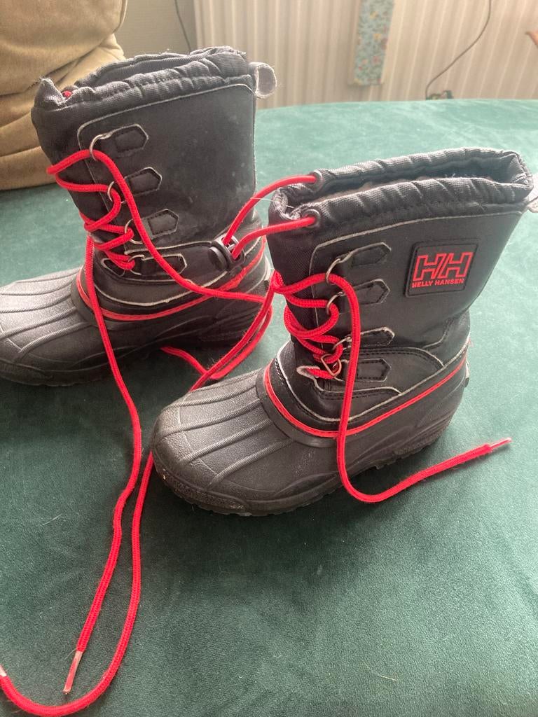 Winterlaarzen / sneeuwlaarzen Helly Hansen maat 28, Ophalen of Verzenden, Zo goed als nieuw, Jongen of Meisje, Laarzen