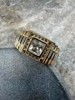 Prachtige 14k gouden ring met prachtige steen, Ophalen of Verzenden, Zo goed als nieuw, Goud, Dame