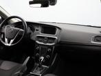Volvo V40 1.5 T2 Automaat Nordic+ / Cruise Control / Standka, Stof, Euro 6, 4 cilinders, 700 kg