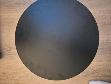 Magneetbord rond beschikbaar voor biedingen