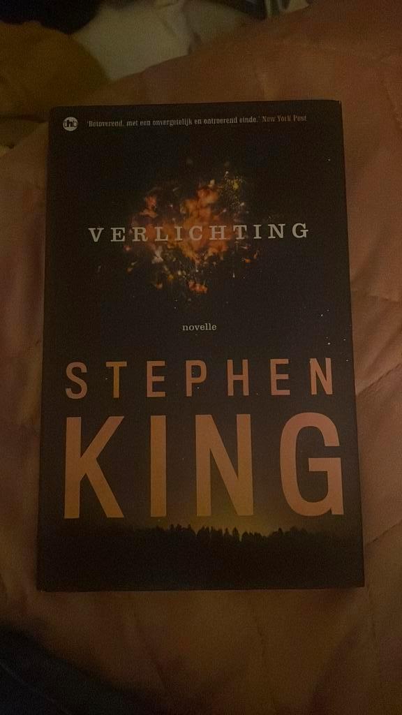 Stephen King - Verlichting, Boeken, Thrillers, Zo goed als nieuw, Ophalen of Verzenden