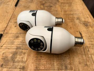 2 Wifi Cloudcam HD camera’s beschikbaar voor biedingen