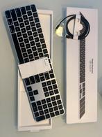Magic keybord met touch id APPLE MAC, Computers en Software, Toetsenborden, Ophalen of Verzenden, Zo goed als nieuw