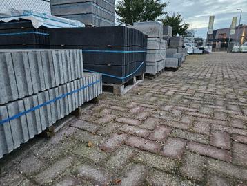 Opsluitbanden 5x15x100 beschikbaar voor biedingen