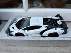 1:18 Lamborghini Veneno wit Autoart 74507, Hobby en Vrije tijd, Modelauto's | 1:18, Auto, Autoart, Nieuw, Ophalen of Verzenden