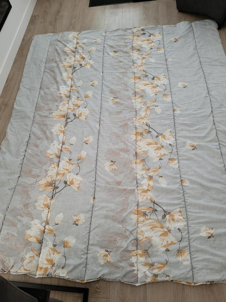 Zelesta royalbed white blossom dekbed zonder overtrek, Huis en Inrichting, Slaapkamer | Beddengoed, Zo goed als nieuw, Deken of Dekbed