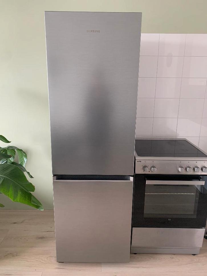 Samsung Koel-vriescombinatie RB34C605CS9/EF, Witgoed en Apparatuur, Koelkasten en IJskasten, Zo goed als nieuw, Met aparte vriezer