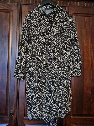 Lange blouse/ jurk beschikbaar voor biedingen