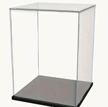 Mooie nieuwe acryl display doos, moet nog in elkaar gezet!! beschikbaar voor biedingen