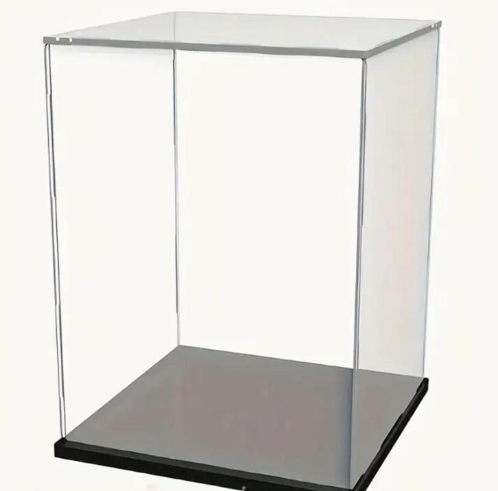 Mooie nieuwe acryl display doos, moet nog in elkaar gezet!!, Huis en Inrichting, Woonaccessoires | Overige, Nieuw, Verzenden