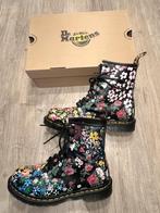 Dr. Martens 1460 Pascal Floral Mash Up Backhand, Kleding | Dames, Schoenen, Verzenden, Zwart, Lage of Enkellaarzen, Dr. Martens