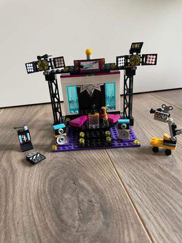 lego friends 41117 popster Tv-studio  beschikbaar voor biedingen
