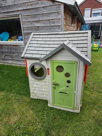 Speelhuis smoby beschikbaar voor biedingen