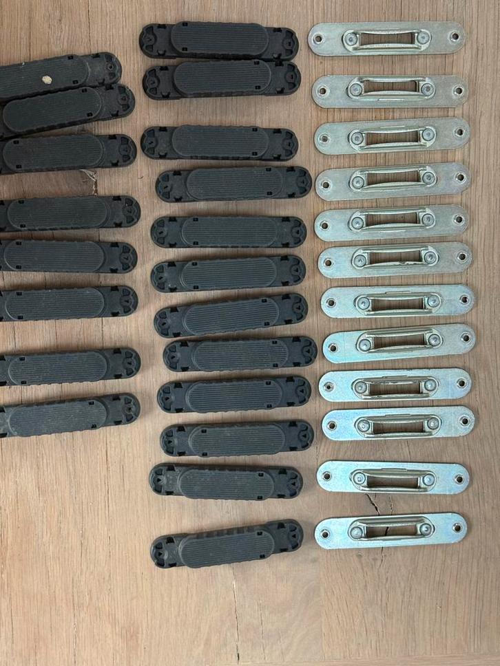 6 Sluitplaatsets Meerpuntssluiting - Nieuw, Caravans en Kamperen, Kampeergereedschap, Nieuw, Ophalen of Verzenden