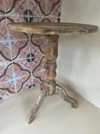 Aura Peeperkorn Wijntafel, Ophalen