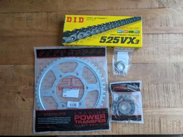 Ketting set Triumph Tiger 800 beschikbaar voor biedingen
