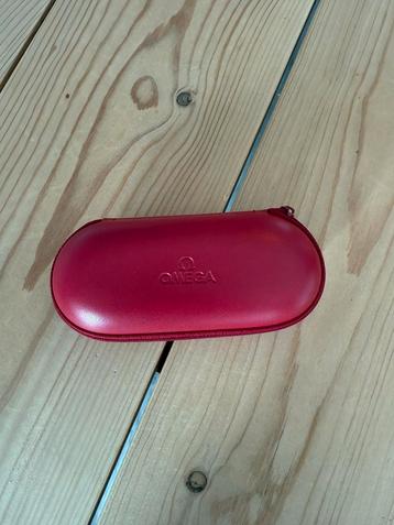 Omega travel doos. beschikbaar voor biedingen