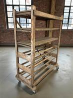vintage houten industriële rek op wielen, Ophalen