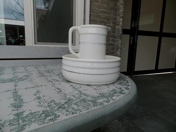 waskom beschikbaar voor biedingen