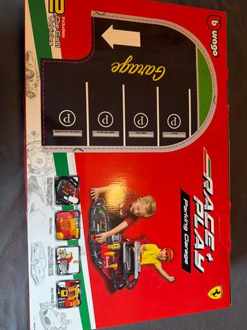 Burago Race + Play Parking Garage toy beschikbaar voor biedingen