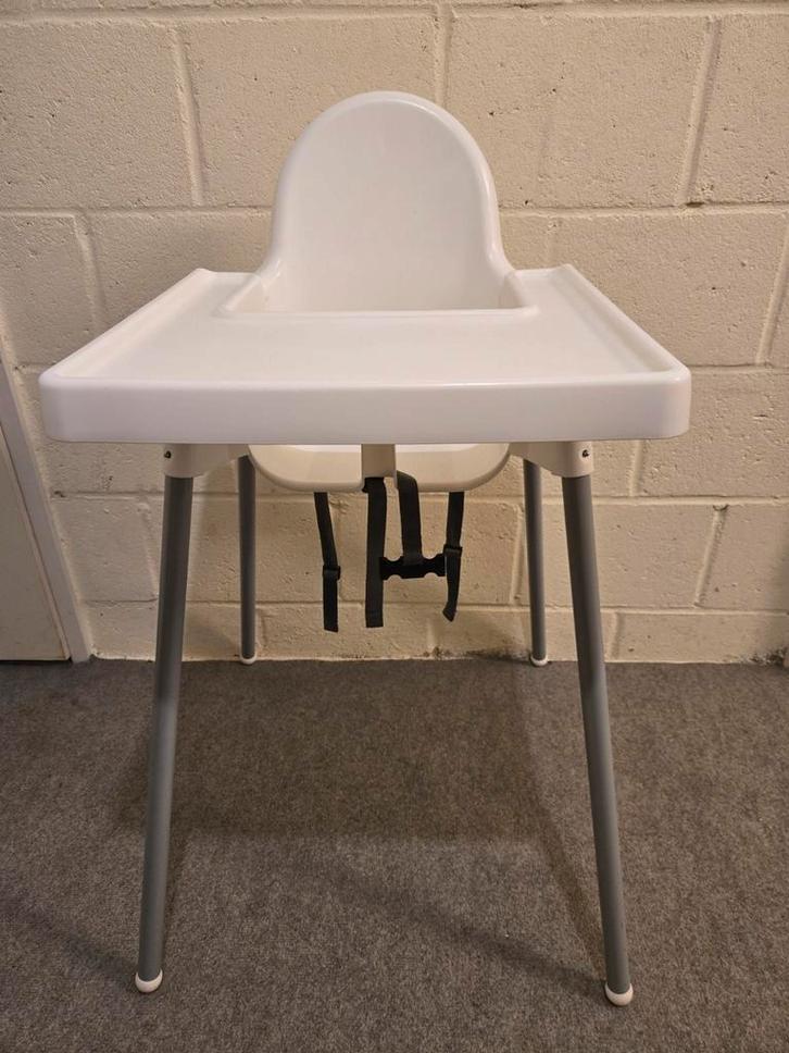 Ikea Antilop kinderstoel, Kinderen en Baby's, Kinderstoelen, Zo goed als nieuw, Overige typen, Afneembaar eetblad, Gordel(s), Ophalen