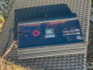 JBL Grand Touring Versterker beschikbaar voor biedingen