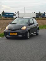 TOYOTA AYGO AB10 – AUTOMAAT, Auto's, Stof, 4 stoelen, Origineel Nederlands, Particulier