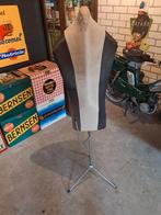 Oude vintage paspop herenmodel, Ophalen