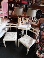 2 x witte brocante rozen stoeltjes 50.00 p.s, Huis en Inrichting, Stoelen, Ophalen of Verzenden