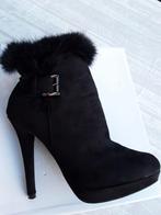 Luxe enkellaarzen van LE SCARPE, 39 bewerkt met echt bont, Verzenden, Zwart, Lage of Enkellaarzen, Zo goed als nieuw