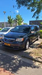 Lancia Voyager 3.6 V6 Pentastar 283PK 2012 Grijs, Auto's, 450 kg, Zwart, 1991 kg, 7 stoelen