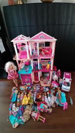 Barbie Mattel Barbiehuis ambulance zwembad chelsea honden, Kinderen en Baby's, Speelgoed | Poppenhuizen, Ophalen, Poppenhuis