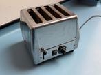 Milan Toast Broodrooster - 4 Boterhammen, Ophalen of Verzenden, Gebruikt, Uitneembare kruimellade