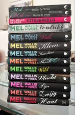 Mel Wallis de Vries - young adult, Ophalen of Verzenden, Zo goed als nieuw