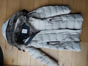 Esprit jas gebroken wit/blauw met bontkraag en capuchon beschikbaar voor biedingen