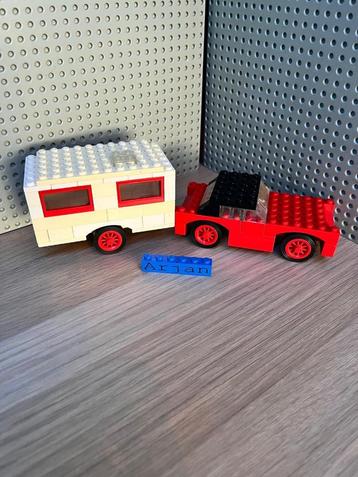 LEGO Vintage 379 Car and Caravan beschikbaar voor biedingen