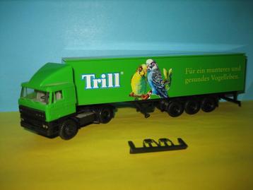 Trill  vogelvoer  DAF 1100 met oplegger  Heroa beschikbaar voor biedingen
