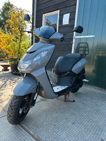Mooie Peugeot Kisbee | incl. garantie - onderhoud - 45 km/h beschikbaar voor biedingen