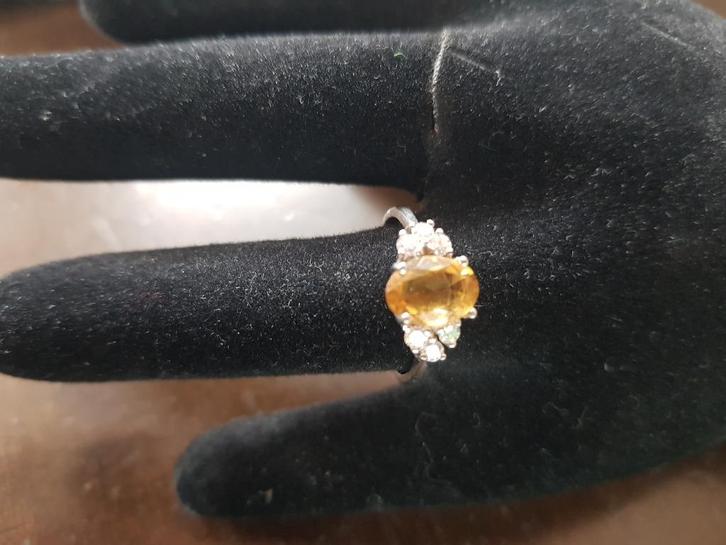 14 krt witgouden ring met honingcitrien en 6 briljanten, Sieraden, Tassen en Uiterlijk, Ringen, Nieuw, Dame, Kleiner dan 17, Zilver