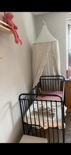 Ledikant zwart metaal, Ophalen, Zo goed als nieuw, Jongetje of Meisje