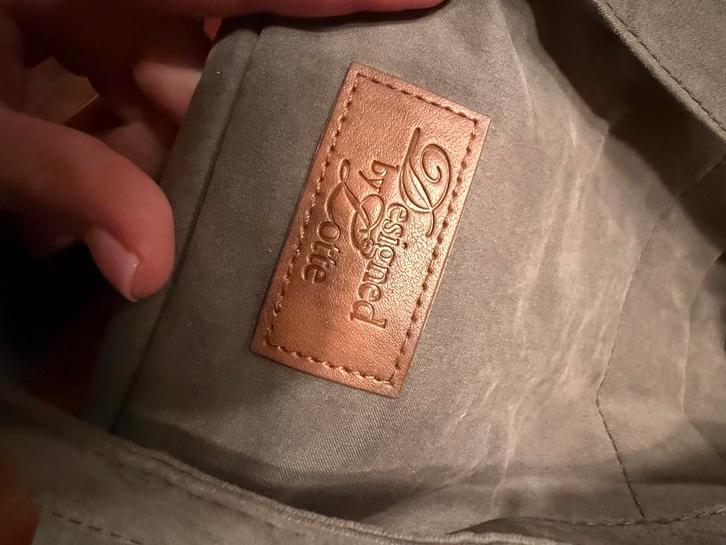 Designed By Lotte Hondendraagtas, Sieraden, Tassen en Uiterlijk, Tassen | Damestassen, Zo goed als nieuw, Overige typen, Grijs