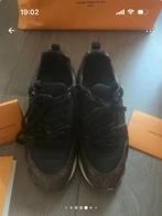 Louis Vuitton sneakers, Ophalen of Verzenden, Zo goed als nieuw, Zwart