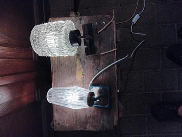 2 metalen vintage wandlampen 50's  beschikbaar voor biedingen