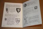 Friese stinsen en staten. Geschiedenis en heraldiek., Boeken, Ophalen of Verzenden, 20e eeuw of later, Gelezen