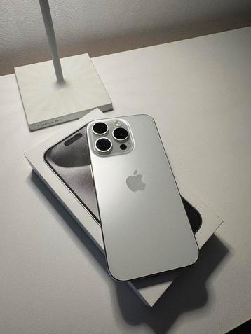 iPhone 15 Pro White Platinum - 128GB - Zeer goede staat beschikbaar voor biedingen