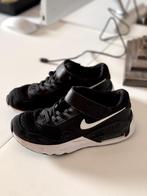 Zwarte Nike jongens sneakers maat 32, Kinderen en Baby's, Kinderkleding | Schoenen en Sokken, Schoenen, Jongen, Nike air max, Gebruikt