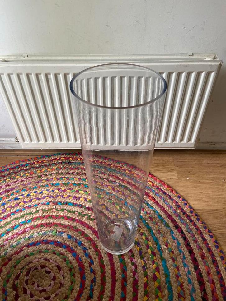 Grote glazen vaas - groot 60 cm hoog dik glas retro vintage, Huis en Inrichting, Woonaccessoires | Vazen, Zo goed als nieuw, Wit